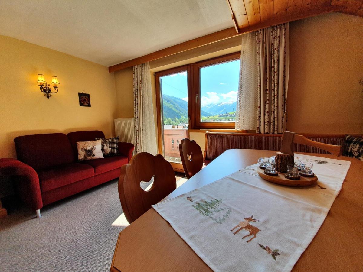 Gaestehaus Tirolergruss Pettneu am Arlberg Exterior photo